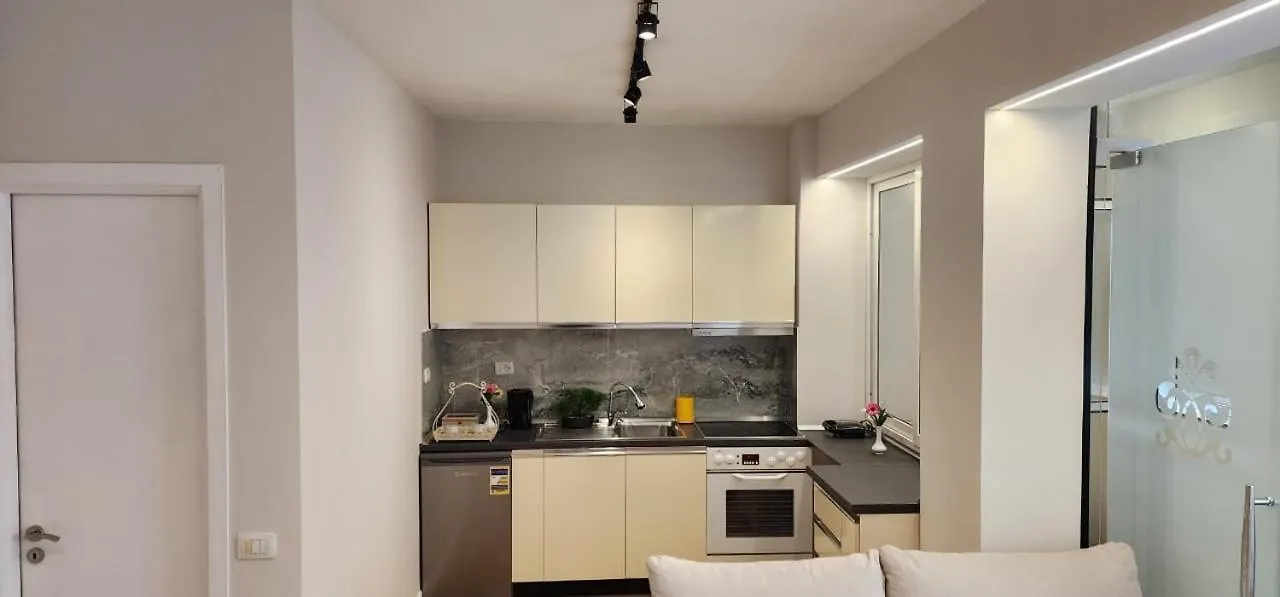 Signature Idea Hotel Тирана Албания