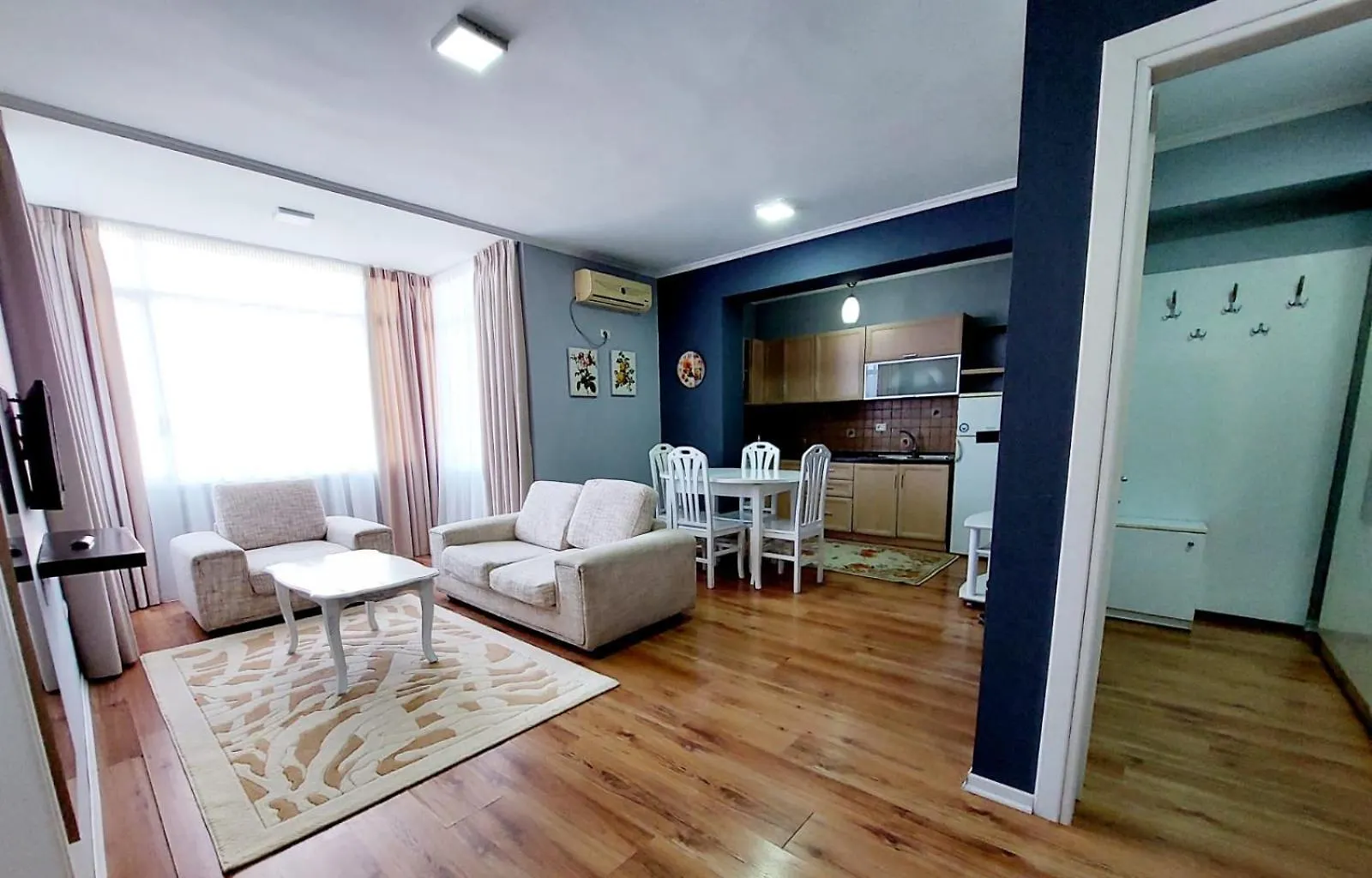 Signature Idea Hotel Тирана