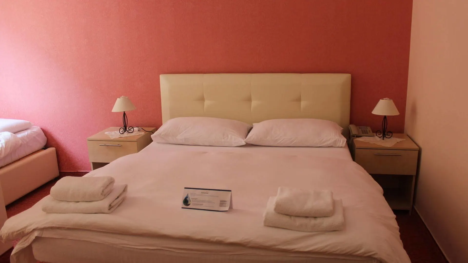 Signature Idea Hotel Тирана