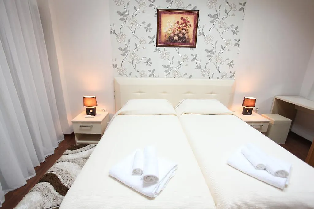 Signature Idea Hotel Тирана 3*,  Албания