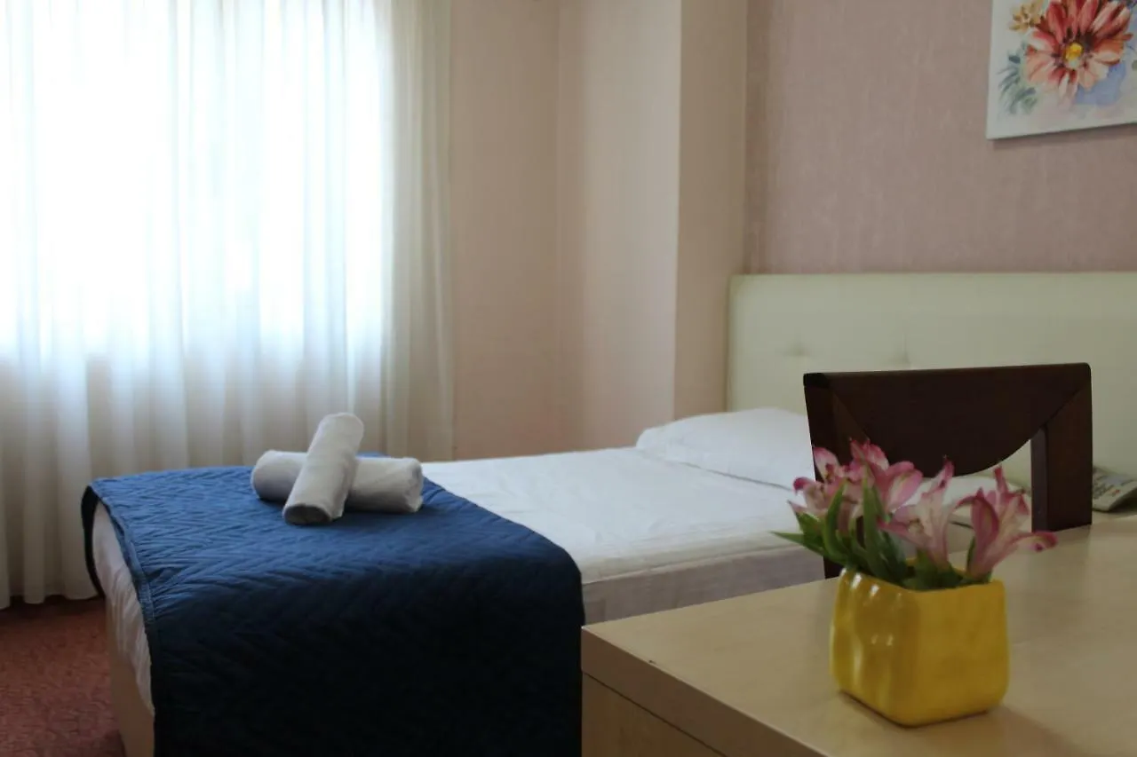 Signature Idea Hotel Тирана
